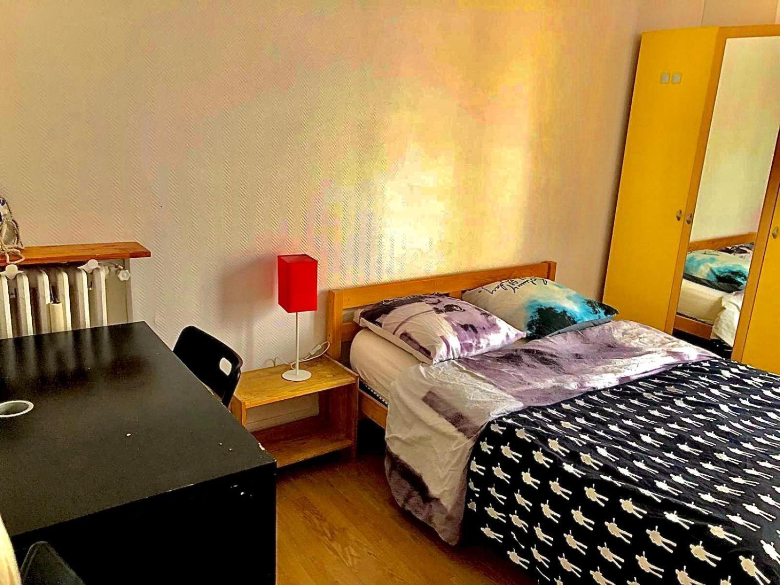 Cosy Apartment In Париж Екстериор снимка